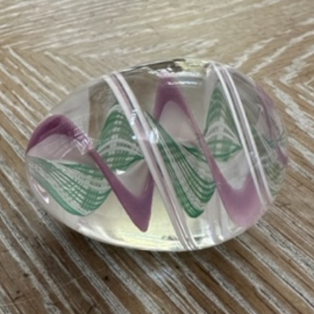 Glass Eggs - Picture 4 of 8